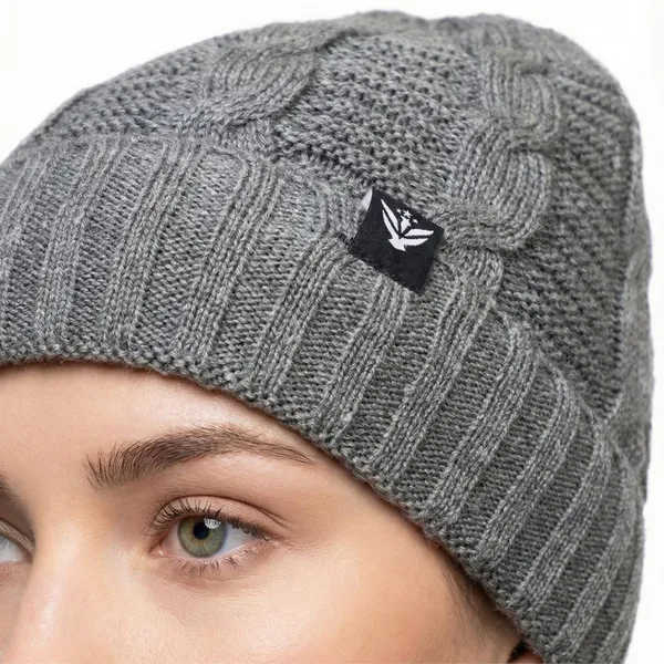 Knit_Beanie_And_Neck_Warmer_Set_With_Fur_Lining