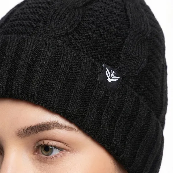 Knit_Beanie_Cap_And_Neck_Warmer_Set_With_Fur_Lining