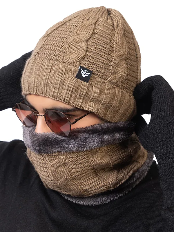 Woolen_Beanie_Cap_And_Neck_Warmer_Set_With_Fur_Lining