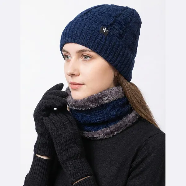 Woolen_Beanie_Cap_And_Neck_Warmer_Set_With_Fur_Lining