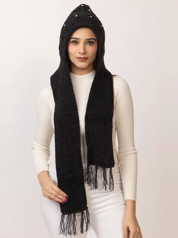 Women_S_Knitted_Beanie_Cap_With_Attached_Scarf