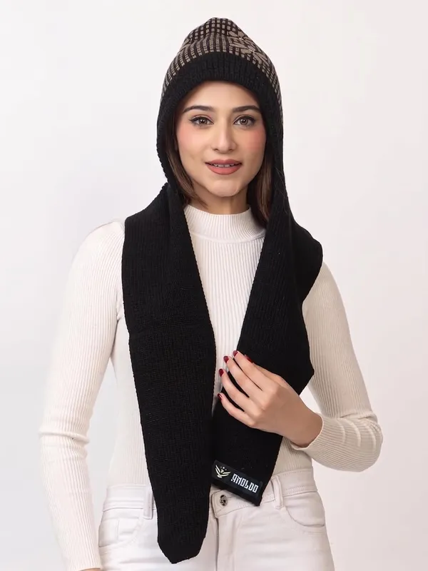 Women_S_Knitted_Beanie_Cap_With_Attached_Scarf