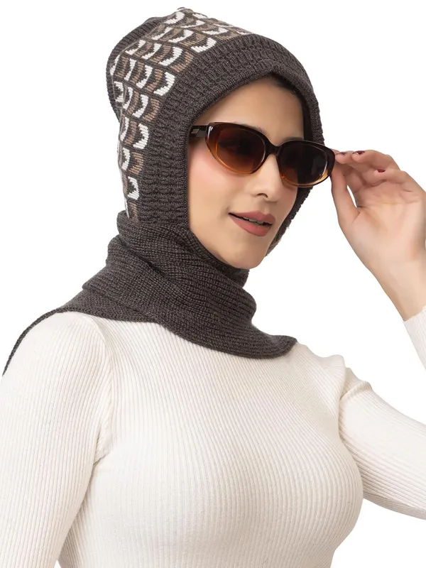 Women_S_Knitted_Beanie_Cap_With_Attached_Scarf