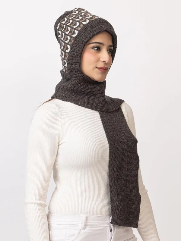 Women_S_Knitted_Beanie_Cap_With_Attached_Scarf