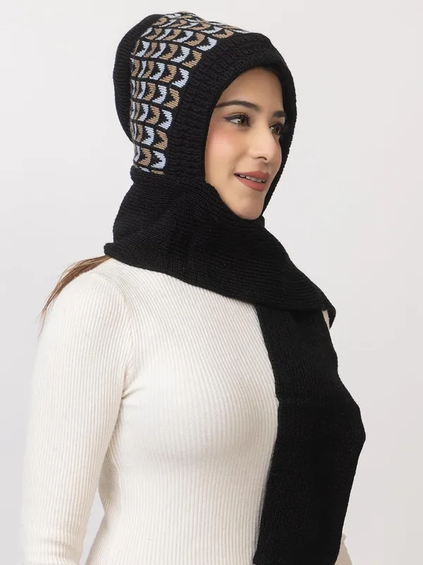 Women_S_Knitted_Beanie_Cap_With_Attached_Scarf