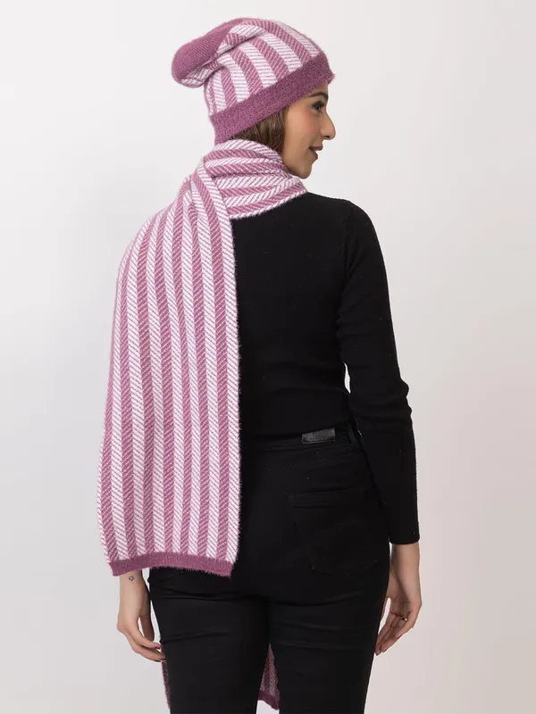 Women_S_Knitted_Scarf_And_Beanie_Set