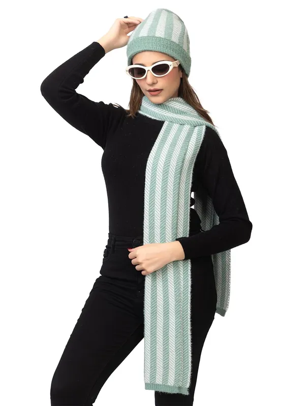 Women_S_Knitted_Scarf_And_Beanie_Set