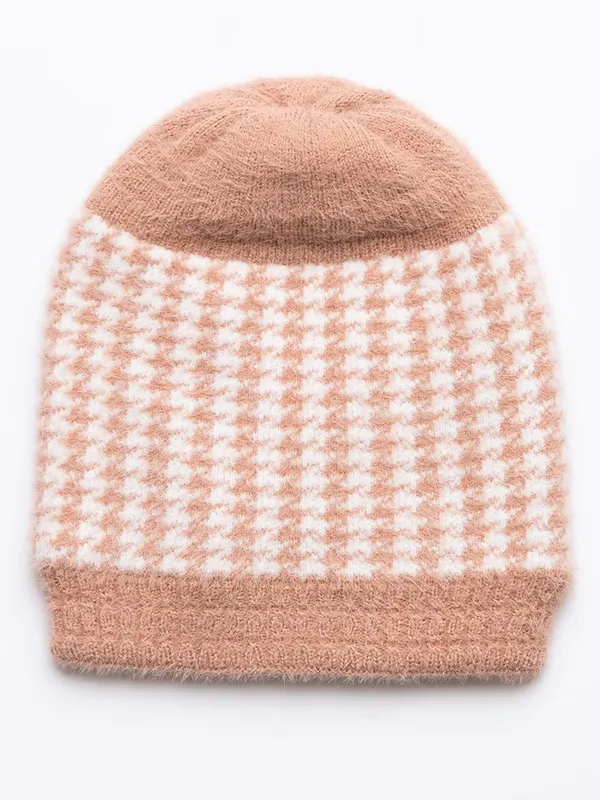 Winter_Knitted_Scarf_And_Beanie_Set_For_Women
