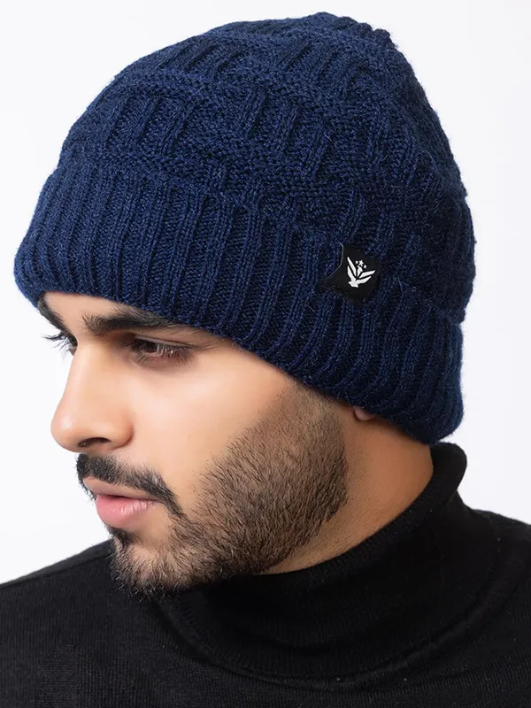 Woolen_Skull_Beanie_Cap_With_Fur_Lining