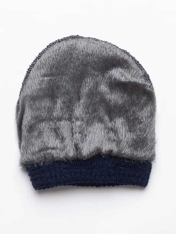Woolen_Skull_Beanie_Cap_With_Fur_Lining