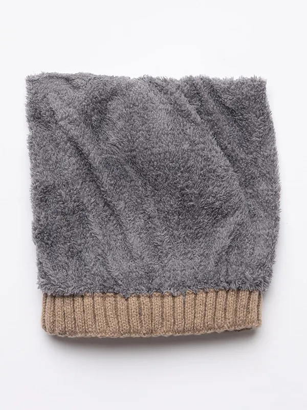 Woolen_Skull_Beanie_Cap_With_Fur_Lining