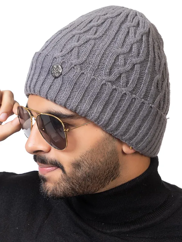 Woolen_Skull_Beanie_Cap_With_Fur_Lining