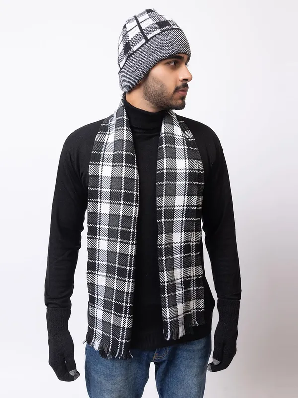 Woolen_Beanie_Cap_Scarf_And_Gloves_Combo_Set