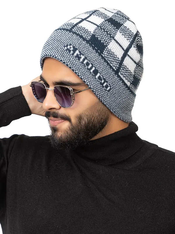 Woolen_Skull_Beanie_Cap_With_Fur_Lining