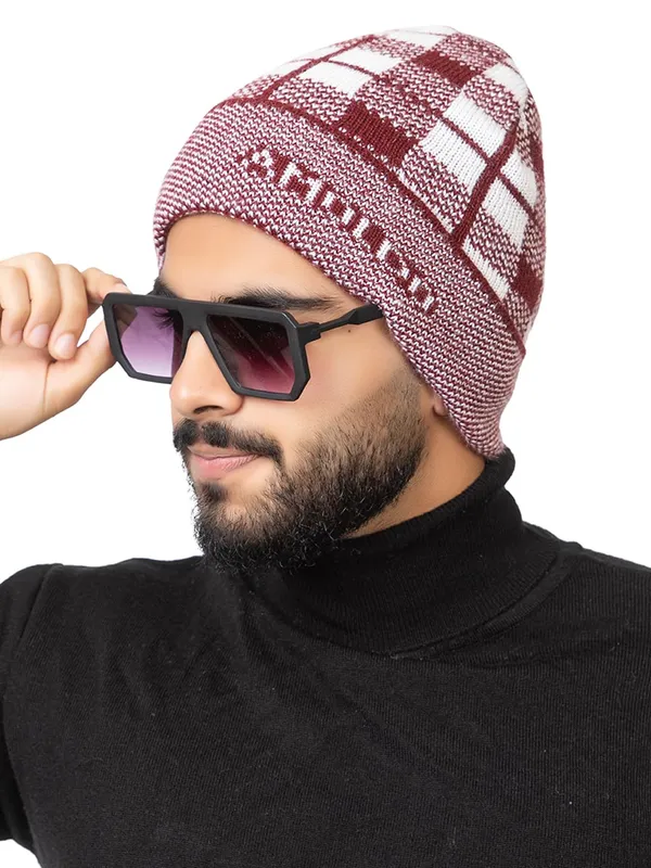 Woolen_Skull_Beanie_Cap_With_Fur_Lining
