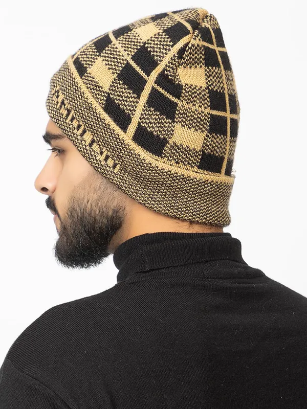 Woolen_Skull_Beanie_Cap_With_Fur_Lining