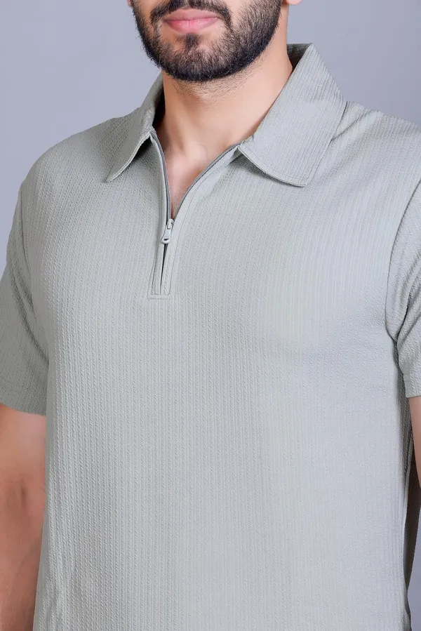 Men_S_Polo_Collar_T_Shirt_With_Zipper_Placket