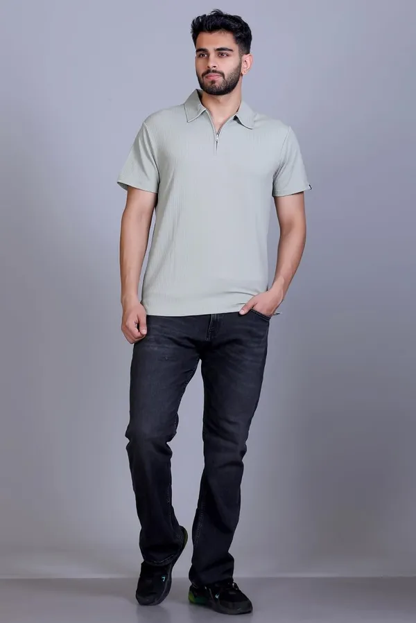 Men_S_Polo_Collar_T_Shirt_With_Zipper_Placket