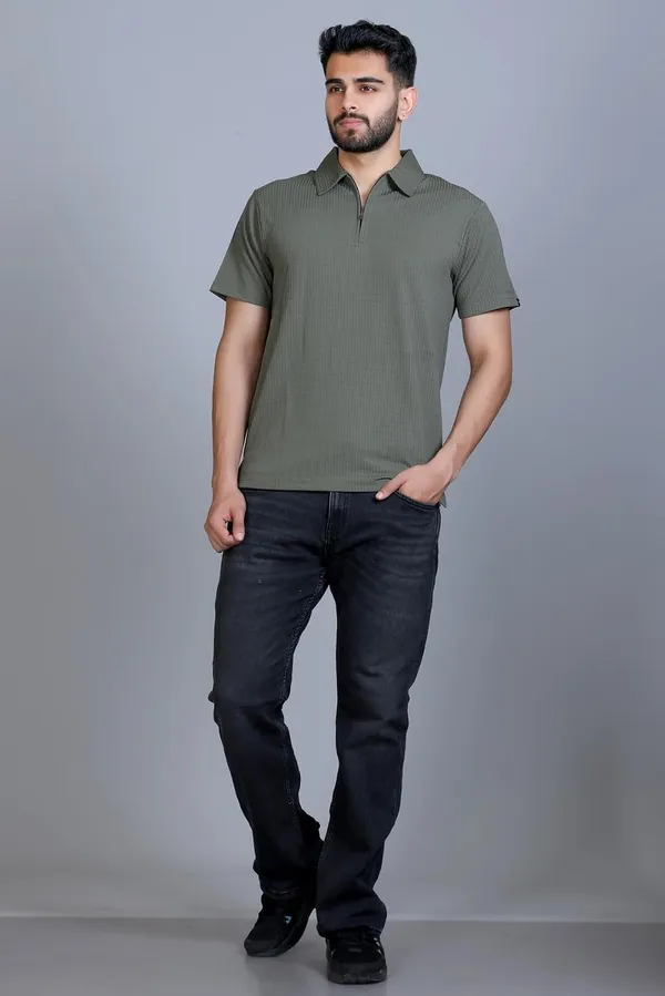 Men_S_Polo_Collar_T_Shirt_With_Zipper_Placket