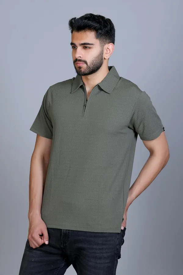 Men_S_Polo_Collar_T_Shirt_With_Zipper_Placket