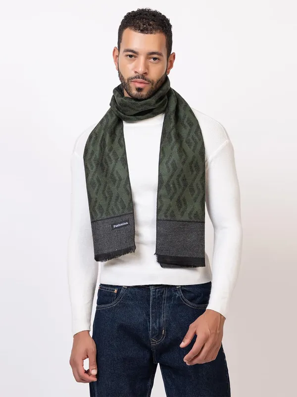 Woolen_Acrylic_Muffler