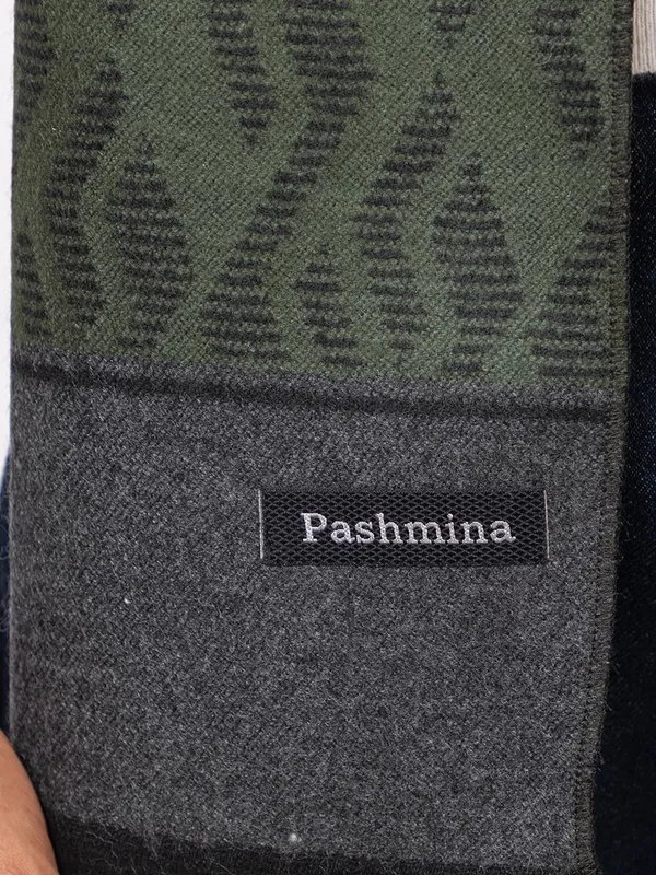 Woolen_Acrylic_Muffler