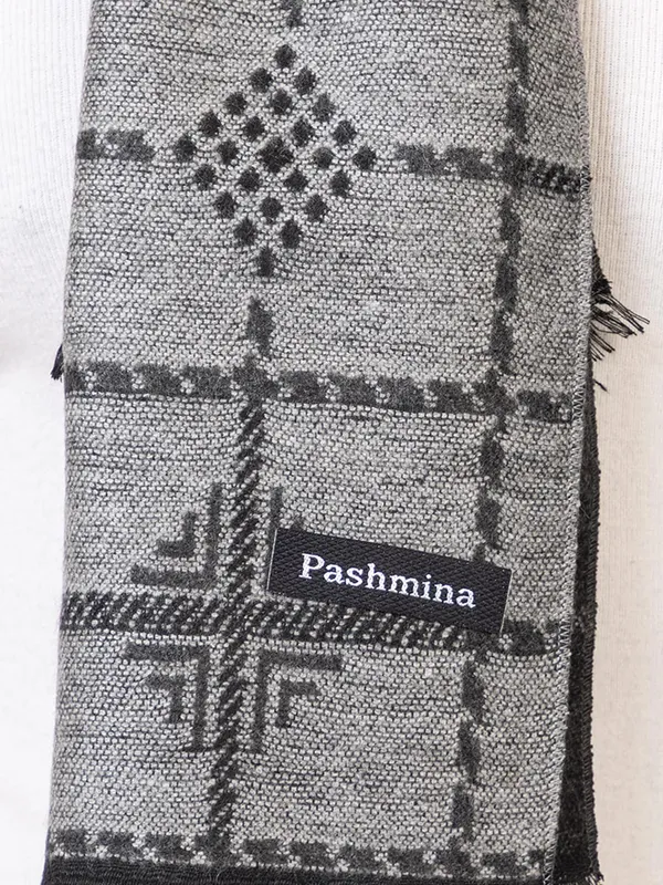 Woolen_Acrylic_Muffler