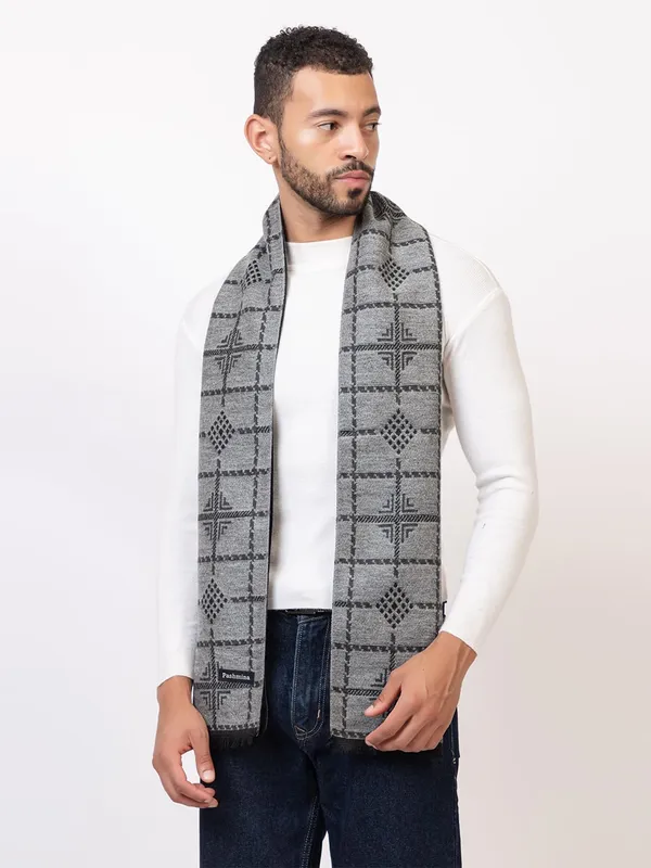 Woolen_Acrylic_Muffler