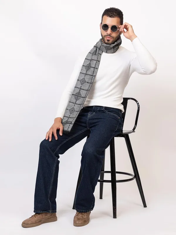Woolen_Acrylic_Muffler