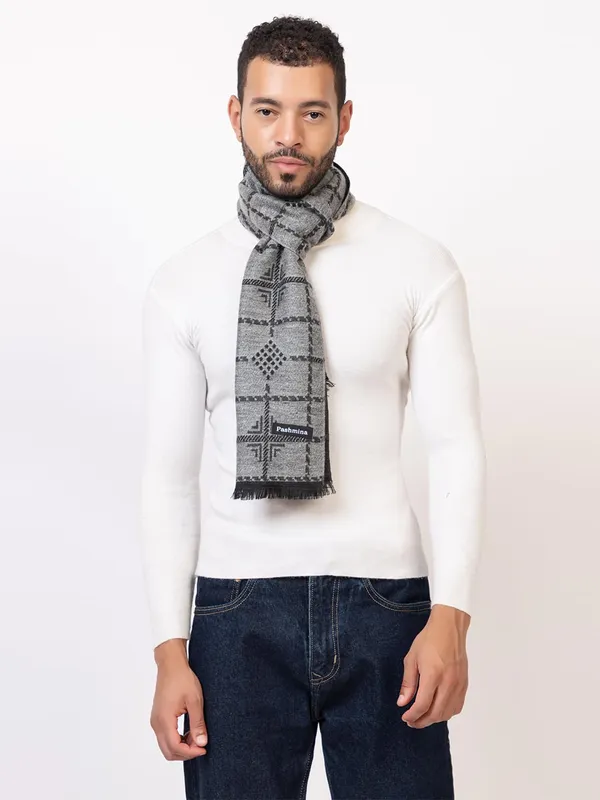Woolen_Acrylic_Muffler