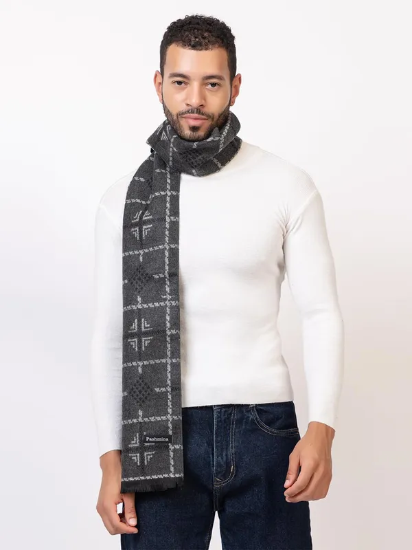 Woolen_Acrylic_Muffler