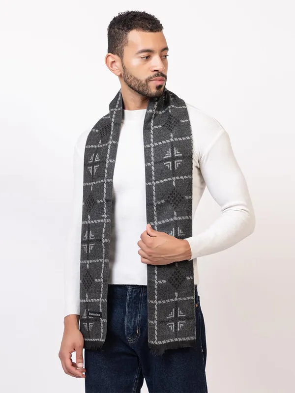 Woolen_Acrylic_Muffler