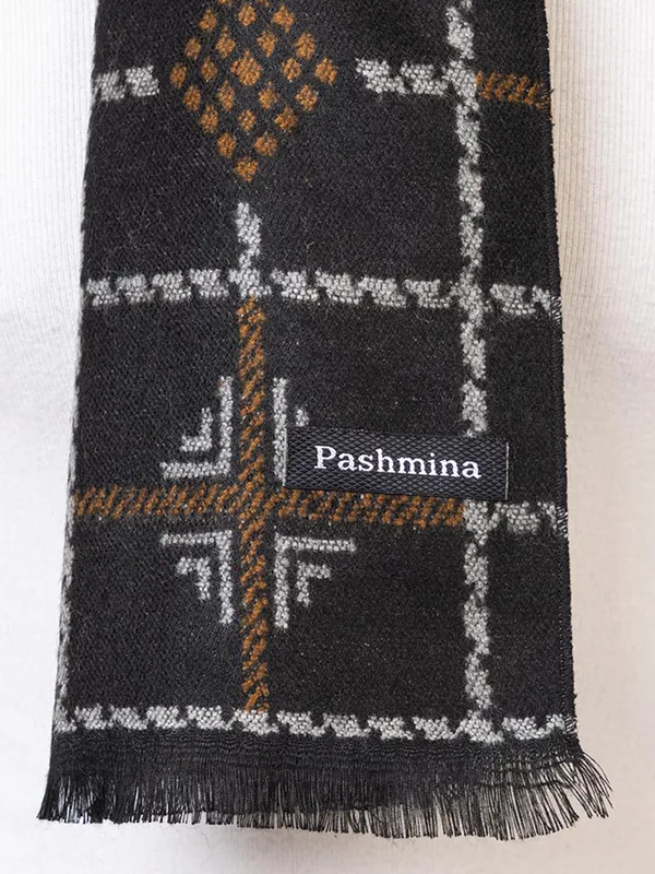 Unisex_Woolen_Acrylic_Scarf