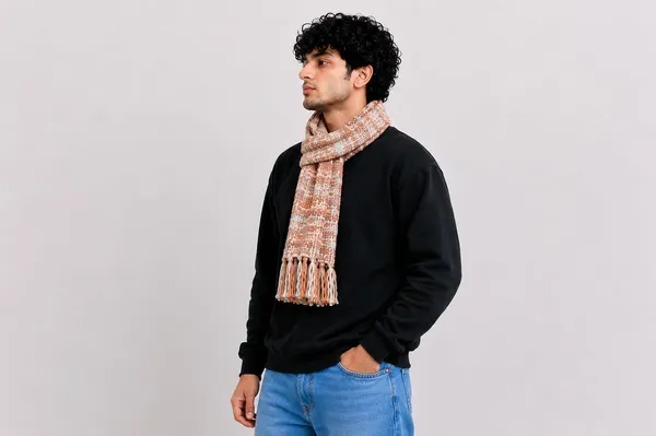 Woolen_Muffler