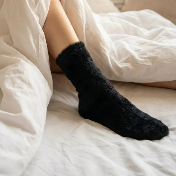 Woolen_Floral_Ankle_Socks_For_Women