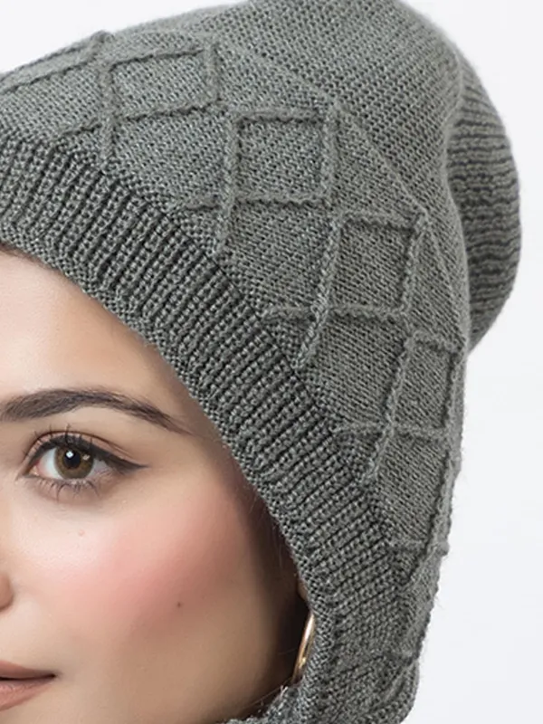 Women_S_Wool_Beanie_With_Attached_Scarf