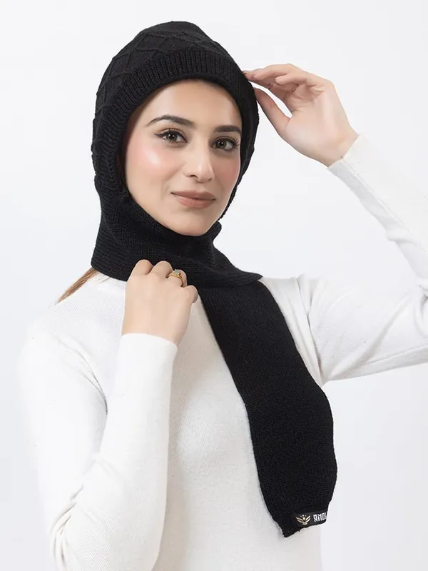 Women_S_Wool_Beanie_With_Attached_Scarf