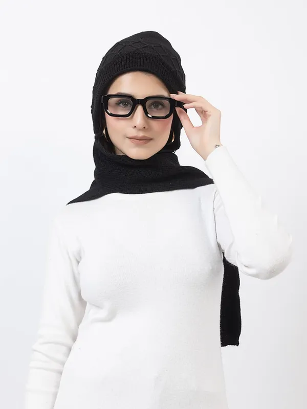 Women_S_Wool_Beanie_With_Attached_Scarf