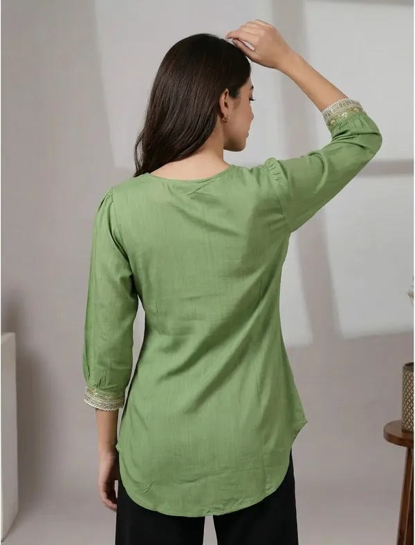 Chokhi_Bandhni_Rayon_Tunic
