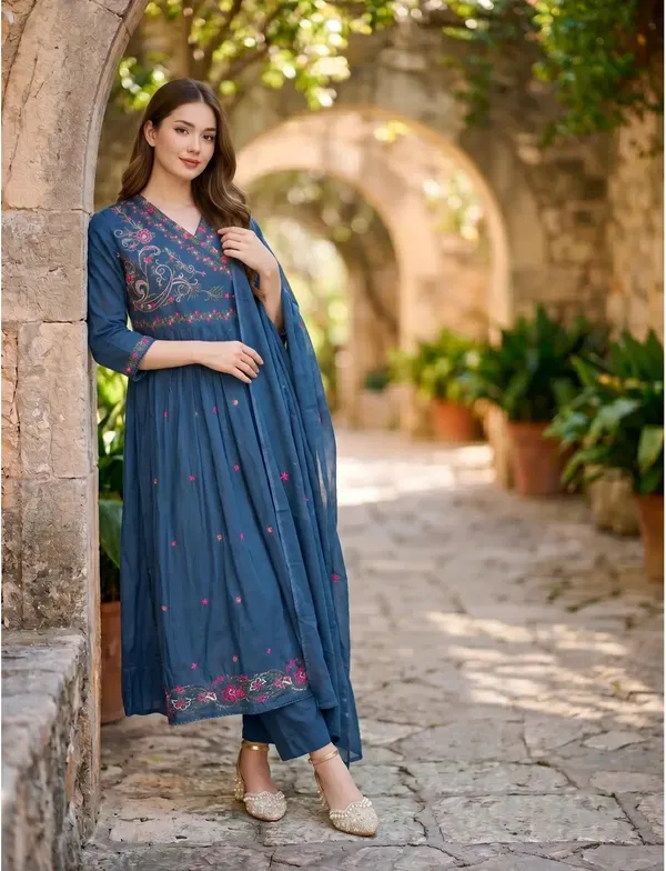 Chokhi_Bandhni_Suit