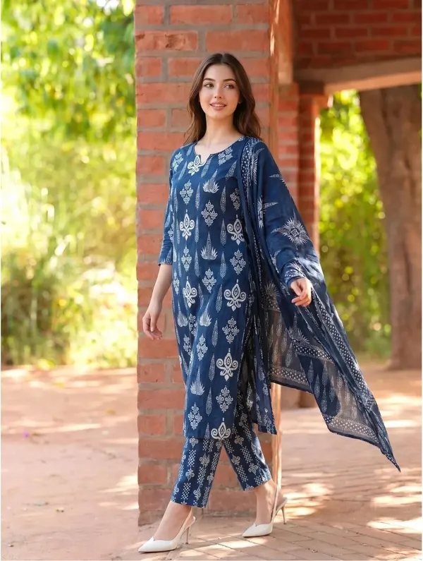 Chokhi_Bandhni_Suit