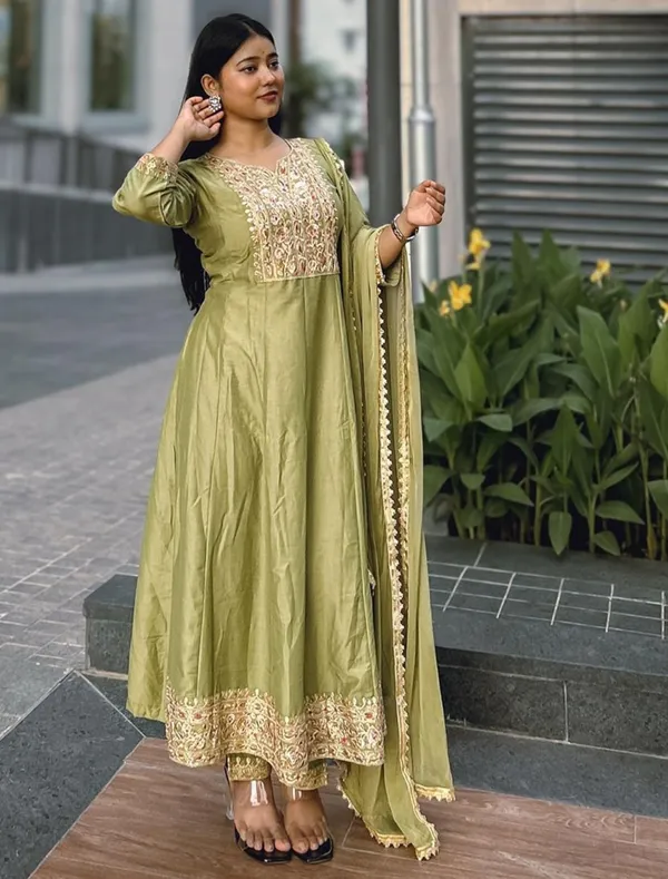 chokhi_bandhni_sut