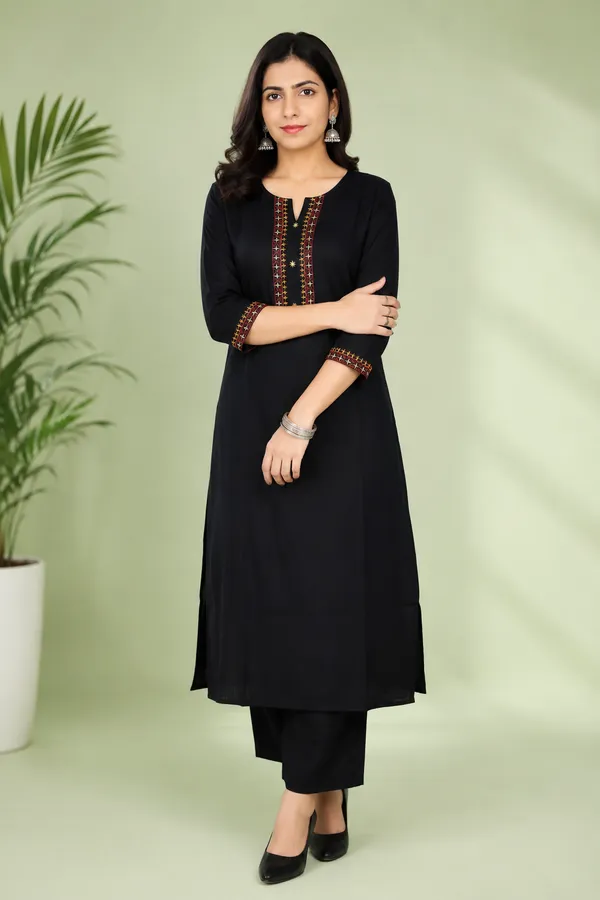 Chokhi_Bandhni_Rayon_Straight_Kurta_With_Palazzo