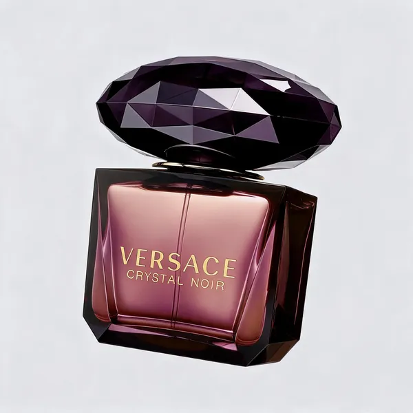 Versace_Crystal_Noir_Cardamom_Gardenia_Sandalwood_Edp_For_Women