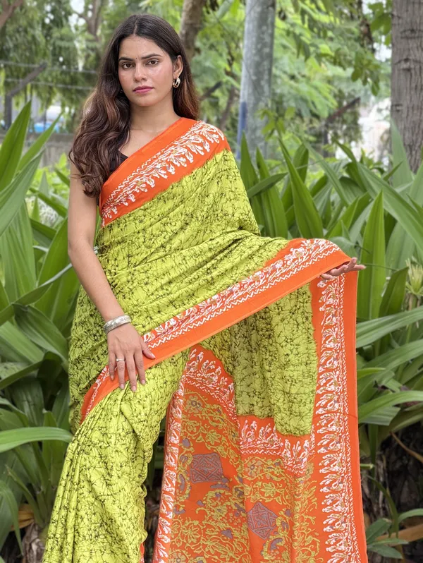Green_Printed_Saree_For_Women