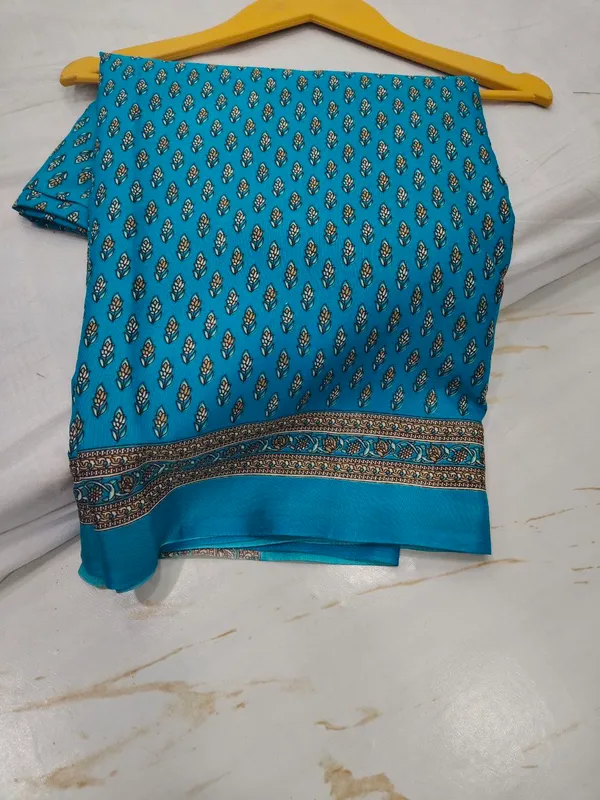 Blue_Printed_Saree_for_Women