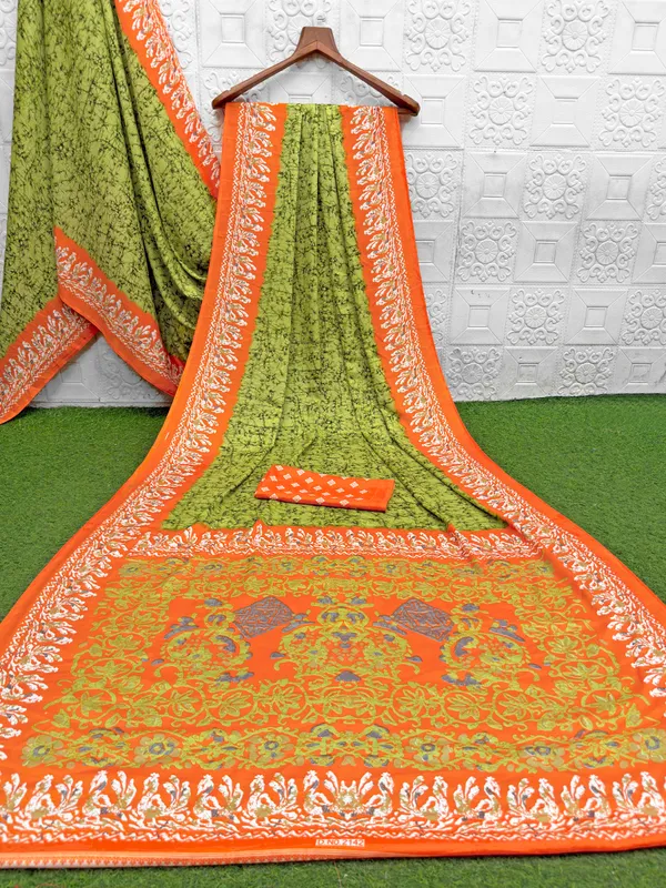 Green_Printed_Saree_For_Women
