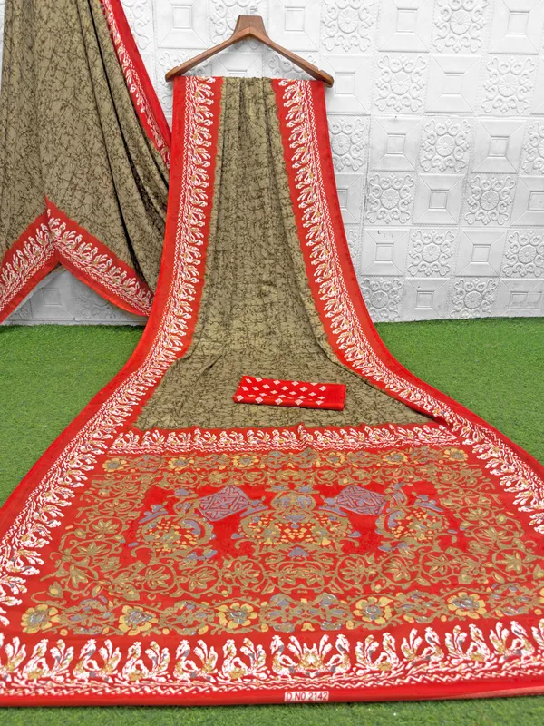 Red_Printed_Saree_for_Women