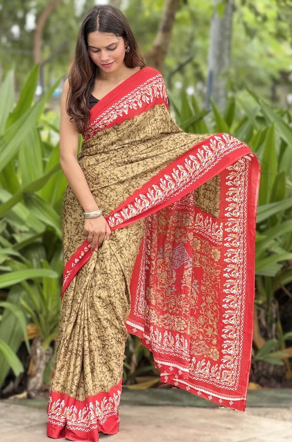 Red_Printed_Saree_for_Women