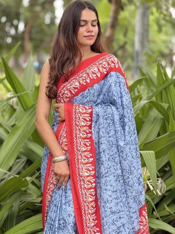 Blue_Printed_Traditional_Saree_for_Women
